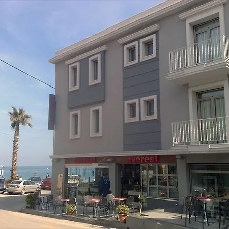 Rastoni - Helvetia Hotel *